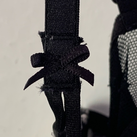 Candie’s Lace Push-Up Bra - Picture 3 of 7